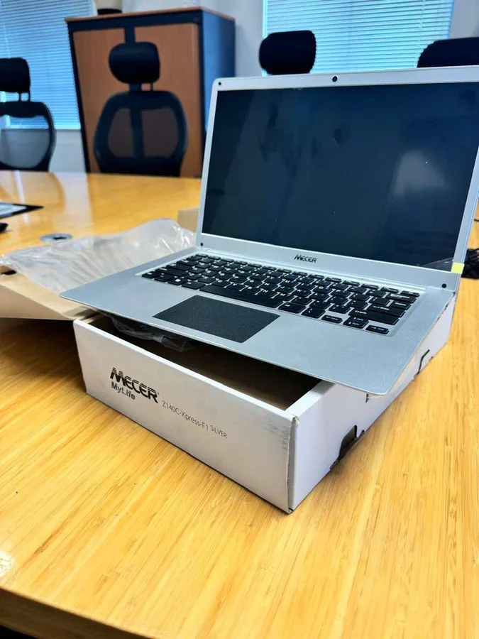 Mecer Z140c-Xpress-F1 14"Cel/4gb/128gb/256