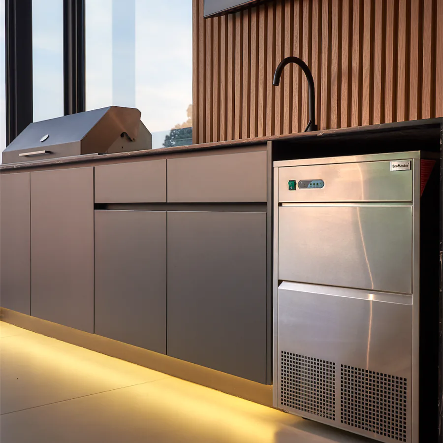Snomaster Sm-50 50kg Ice Maker view 2