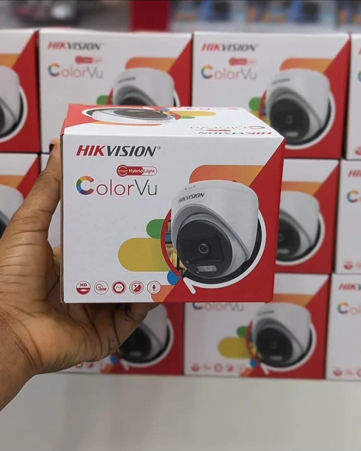Hikvision 2mp Audio + Light Colorvu Camera view 9