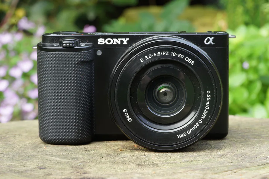 Sony Zv-E10 Mirrorless Camera With 16-50mm Lens view 7