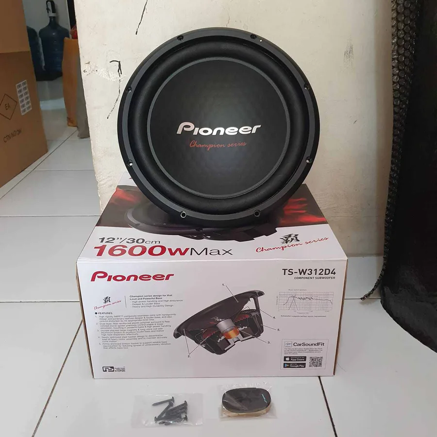 Pioneer Ts-W312d4 1600w 12" Sub view 7