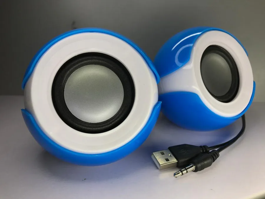 Generic D-06a Mini-Digital 2.0 Multimedia view 4