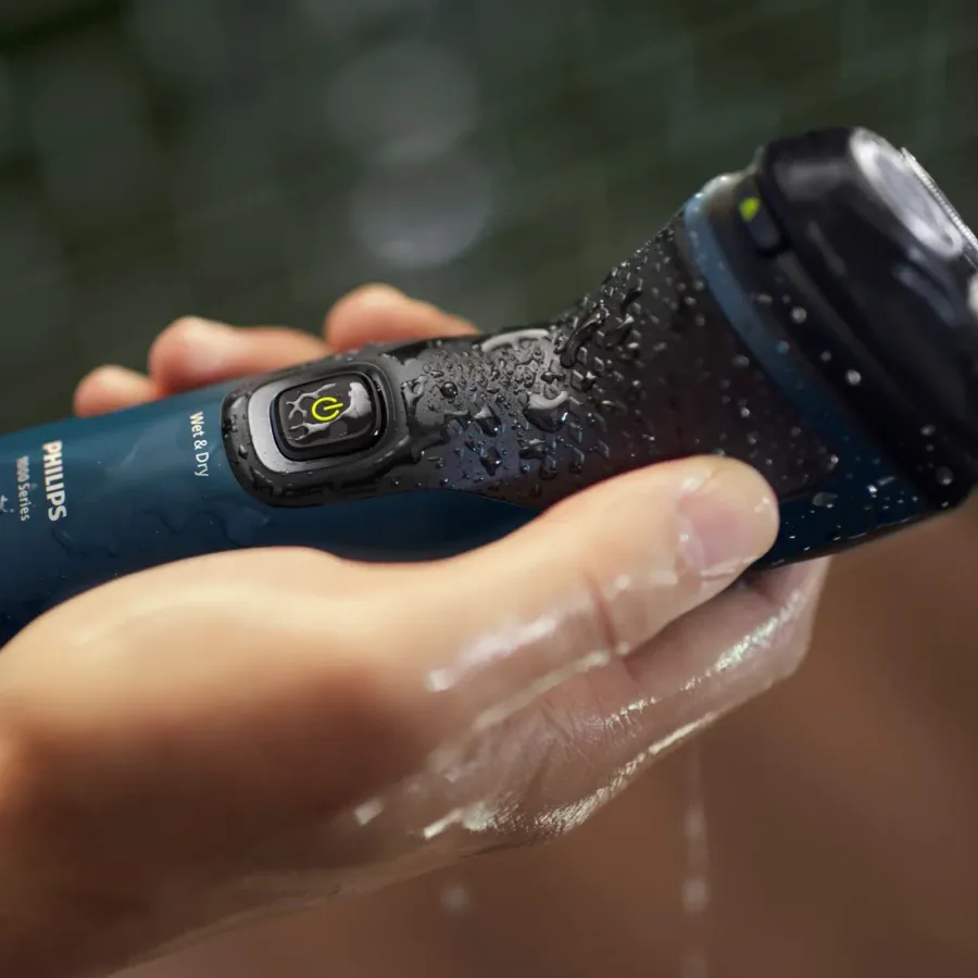 Philips S1151/00 Wet/Dry Electric Shaver view 2