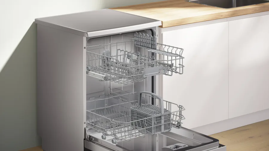 Bosch Sms24ai01z Free Standing Silver Inox D/Wash view 5